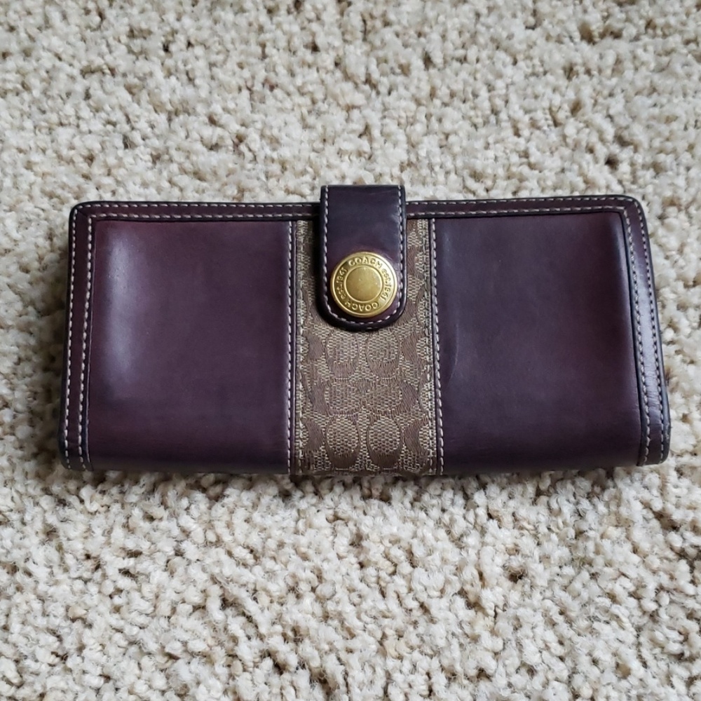 Authentic COACH wallet